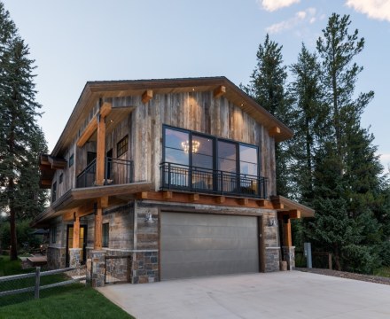 Along the North Inlet - Grand Lake, Remodeled Home