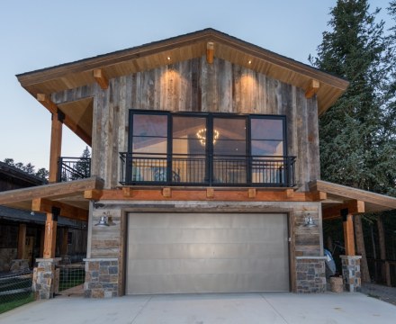 Along the North Inlet - Grand Lake, Remodeled Home
