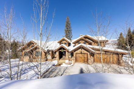 Life at the Lake in the Winter - Grand Lake, CO Premium Custom Home Build