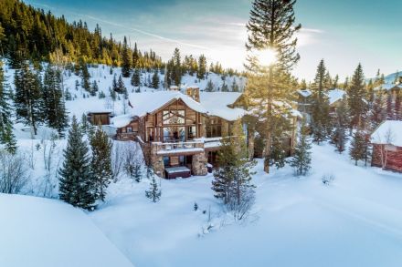 Life at the Lake in the Winter - Grand Lake, CO Premium Custom Home Build