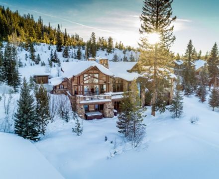 Life at the Lake in the Winter - Grand Lake, CO Premium Custom Home Build