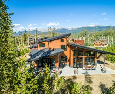 Modern Twist to a Mountain Home - Winter Park, CO Premier Home Build