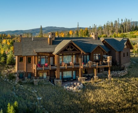 Rendezvous Log Cabin - Winter Park, CO