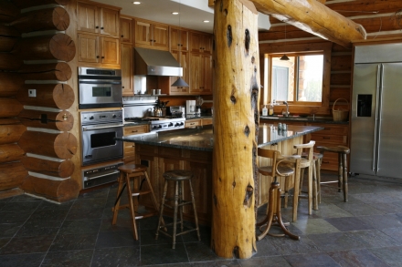 Stagecoach Log Cabin - Fraser, CO