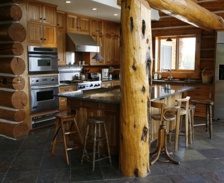 Stagecoach Log Cabin - Fraser, CO