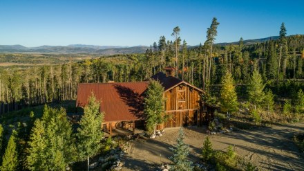 Upscale Barn - Fraser, CO