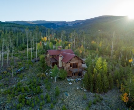 Upscale Barn - Fraser, CO