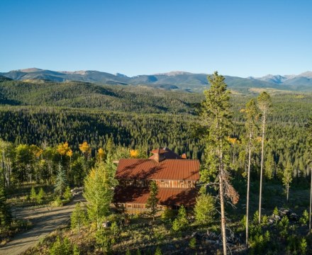 Upscale Barn - Fraser, CO